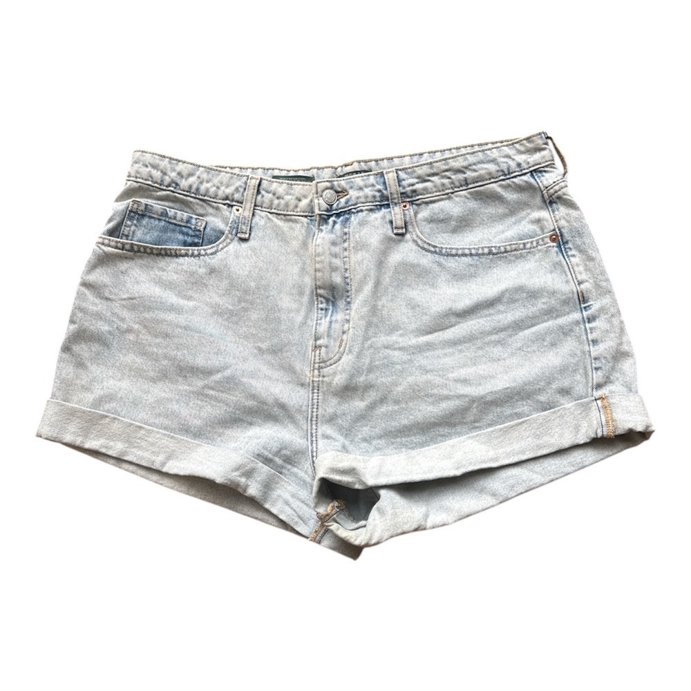 Wild Fable Women Light Wash High Rise Mom Shorts Cuffed Distressed Size 10
